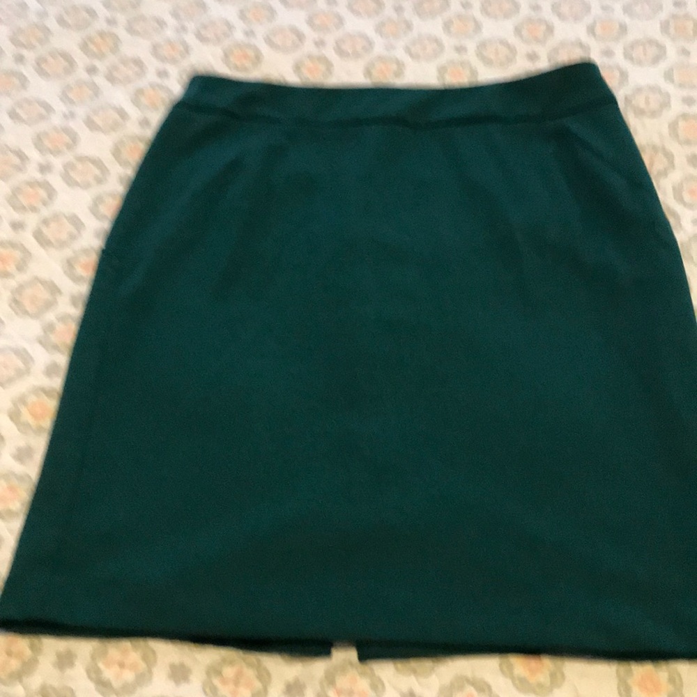 Skirt - Picture 2 of 5